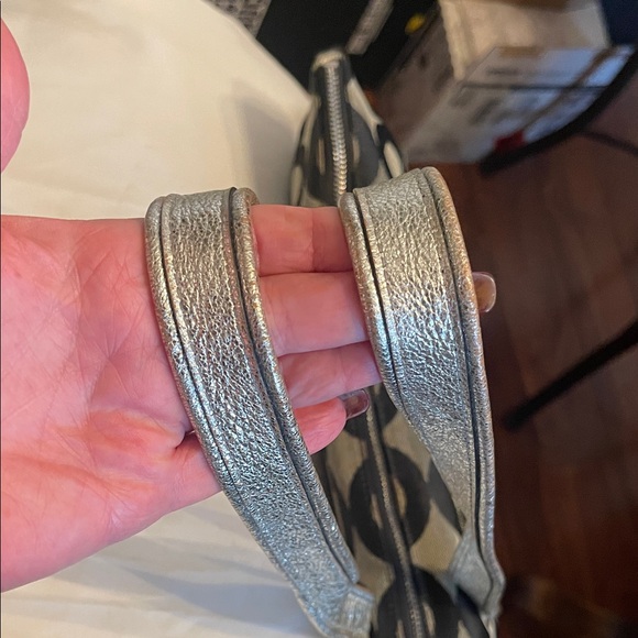 Coach Vintage Tote - Picture 5 of 10